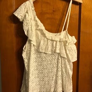 Off shoulder lace blouse